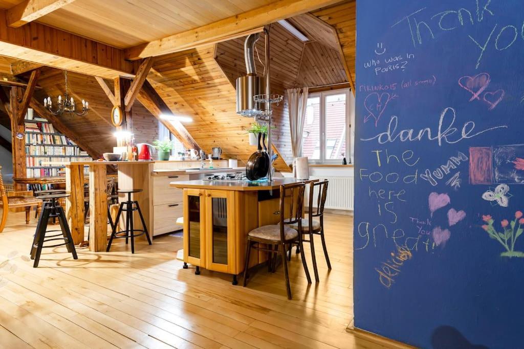 ברטיסלאבה Rooftop 180M2 Loft With Private Sauna, מראה חיצוני תמונה