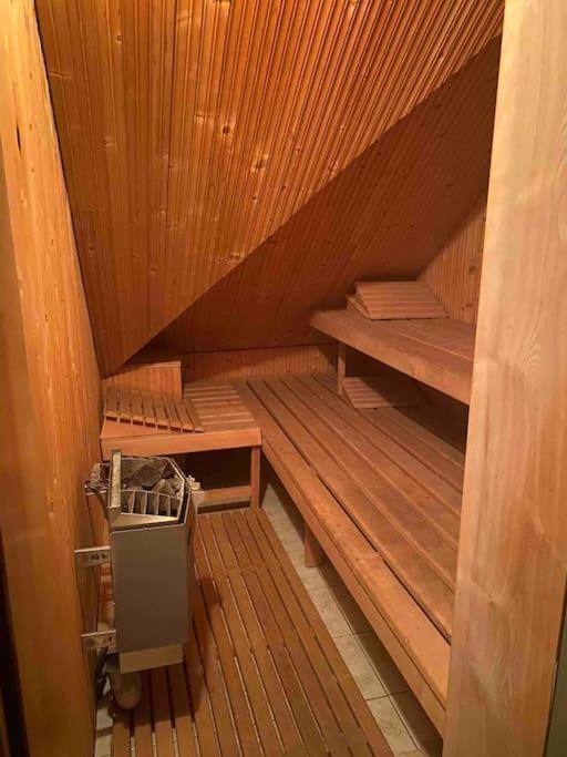 ברטיסלאבה Rooftop 180M2 Loft With Private Sauna, מראה חיצוני תמונה